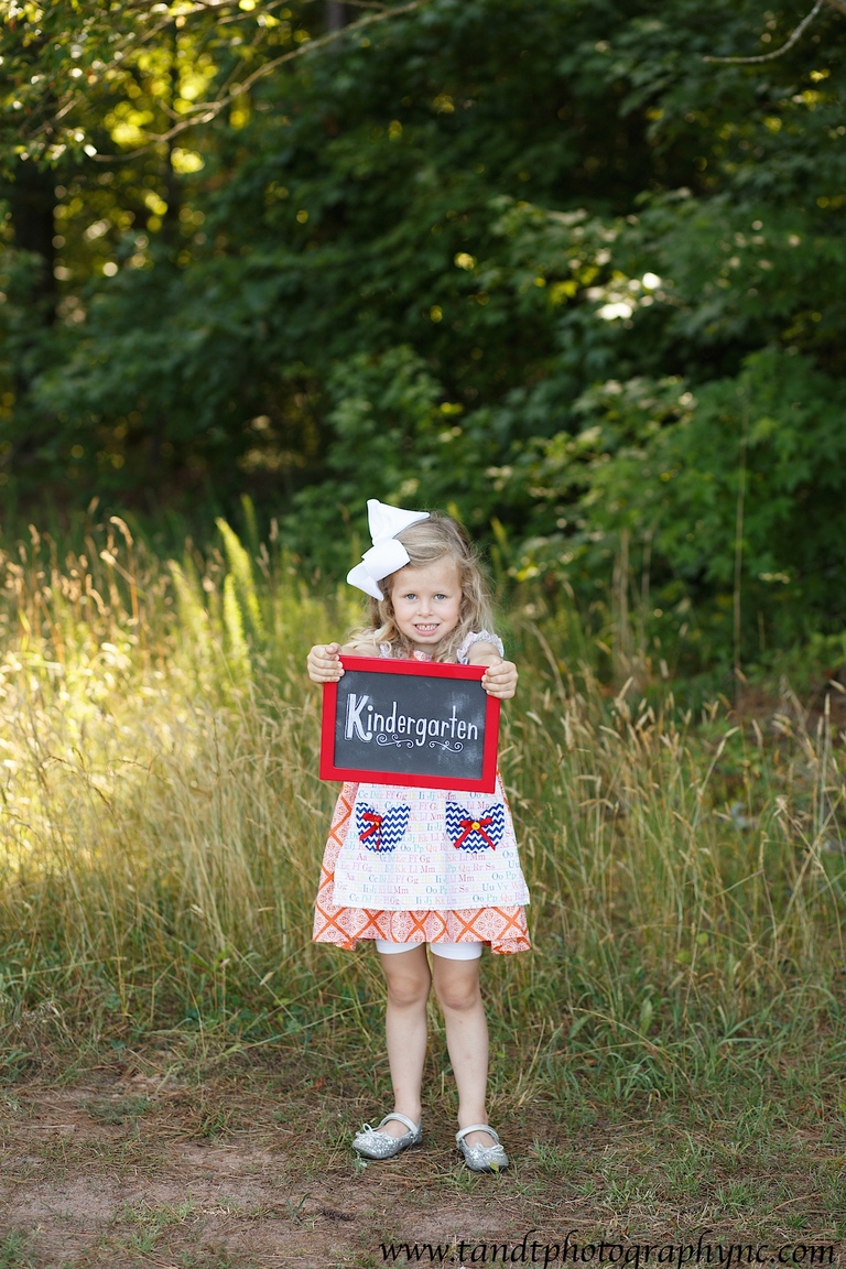 Holly Springs NC Photographer School mini sessions