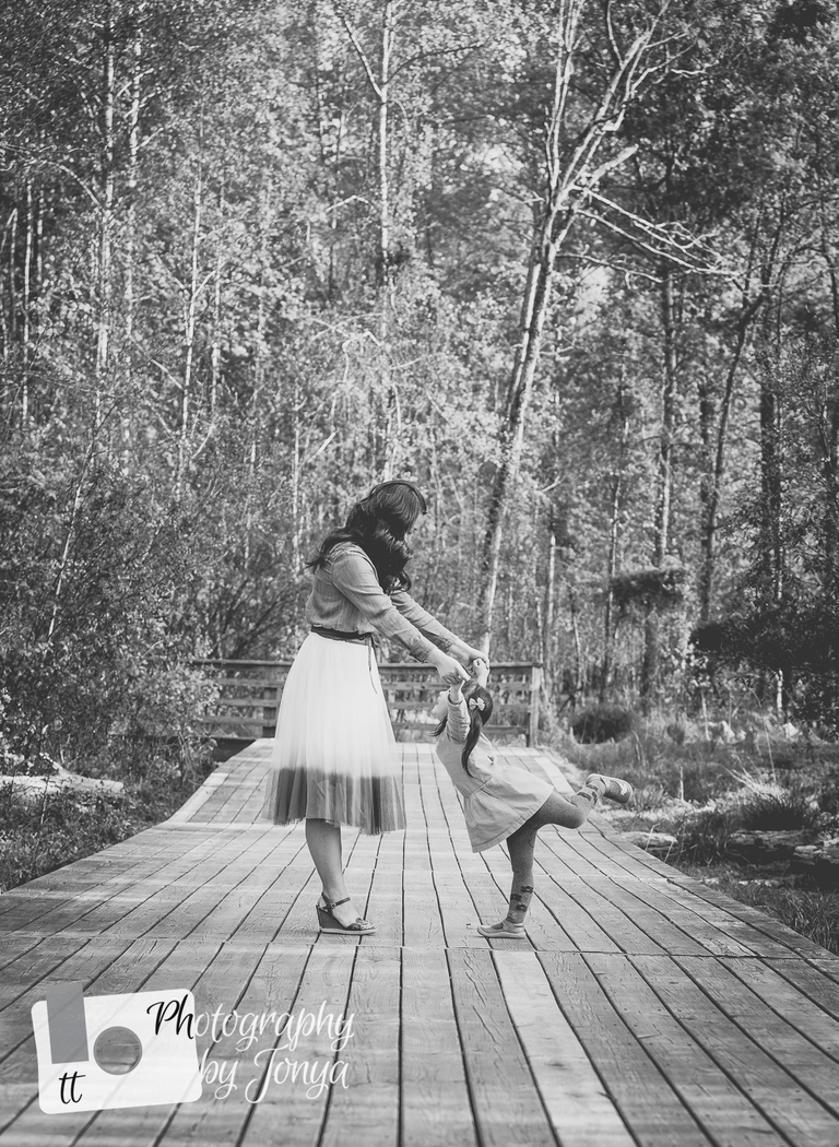 Holly Springs black and white mommy and me photo