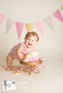 Cake smash photo for girl in Raleigh NC