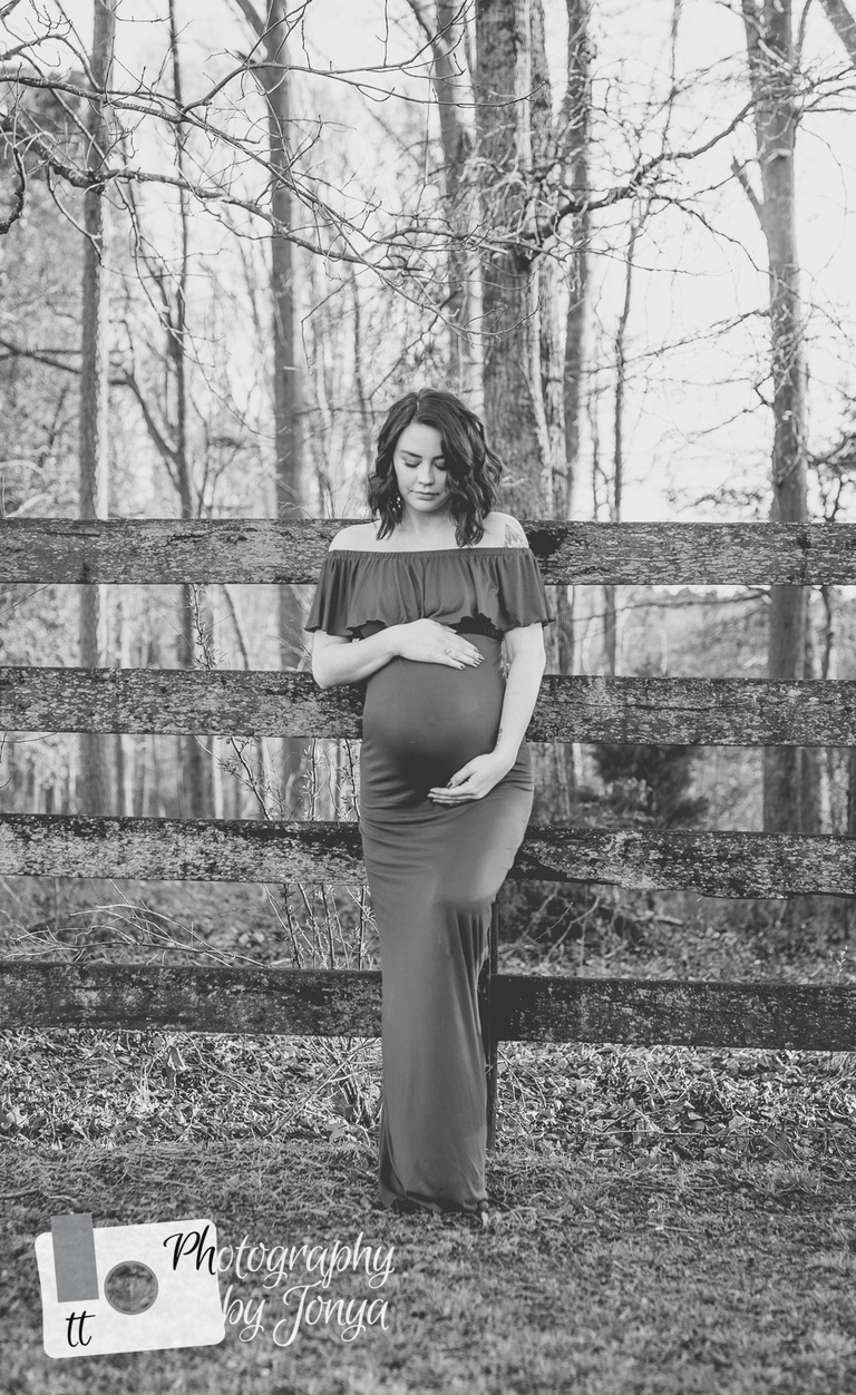 Best Maternity Photographer Raleigh NC