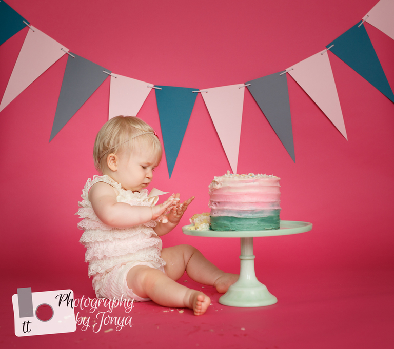 First birthday cake smash photographer