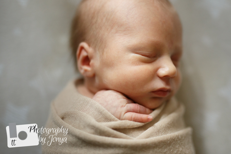 Holly Springs Newborn Photographer
