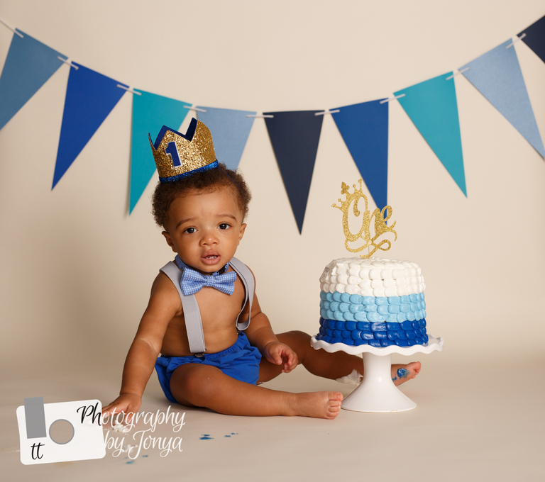 Tips To Prepare For A Cake Smash Photo Shoot! - Capture the Light  Photography