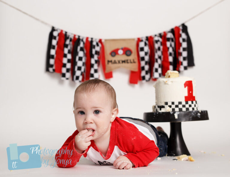Birthday and Cake Smash Photographer in Queens NY - New York City Maternity  and Newborn Photography